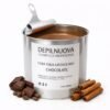 Cera depilatoria tibia de chocolate en lata metálica 500ml sobre fondo blanco — cera liposoluble marrón con manteca de cacao para pieles secas y vello grueso
