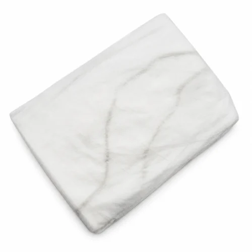 Imagen ilustrativa de una funda blanca de polipropileno doblada